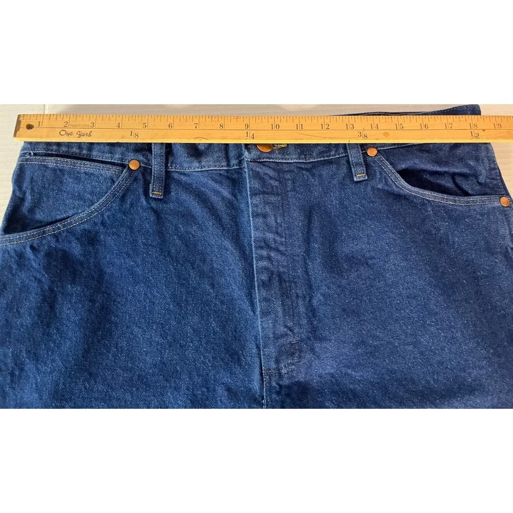 Wrangler 13MWZPW Cowboy Cut Jeans Mens 38x32 Blue Excellent Straight Leg Denim